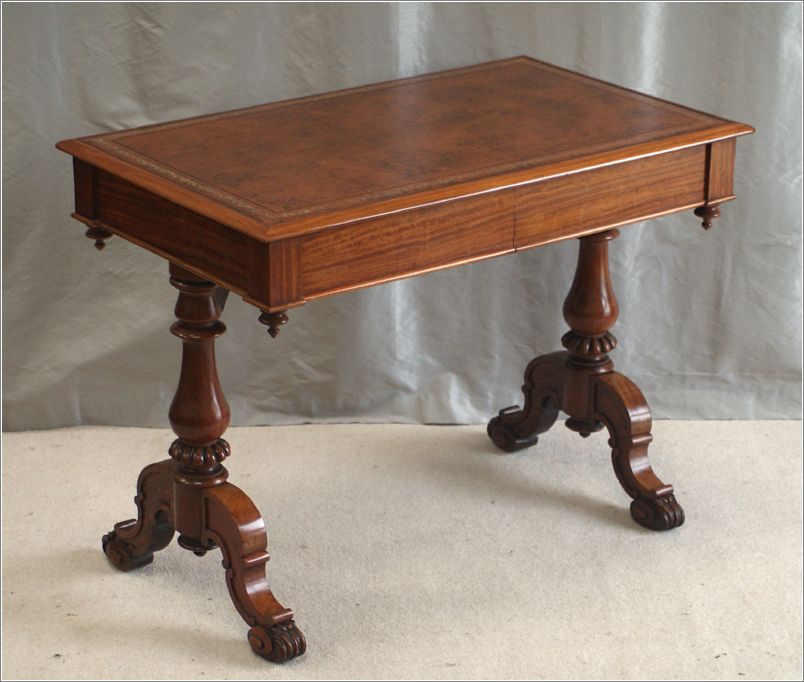 3010 Small Antique Writing Table Miles & Edwards (3)